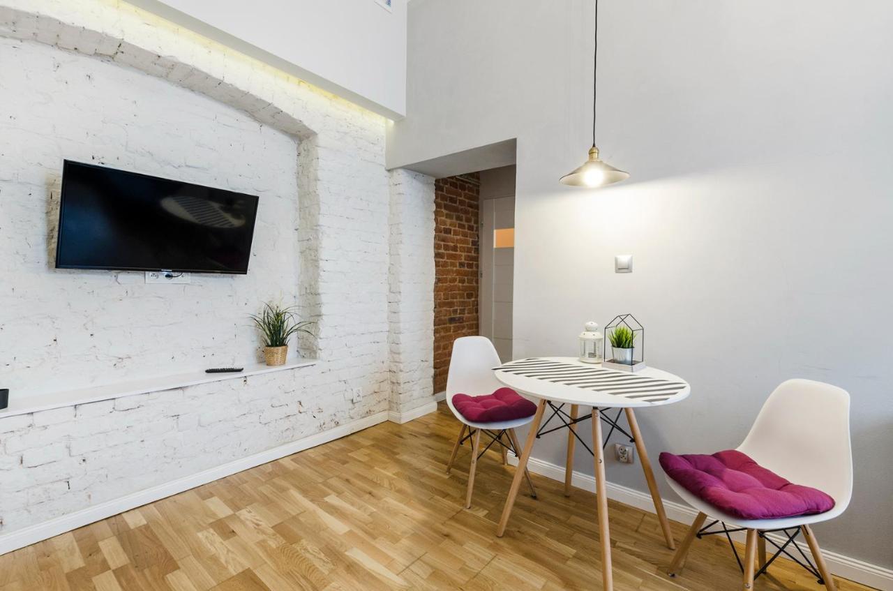 Cozy Apartments On Sierpnia Street Łódź Dış mekan fotoğraf